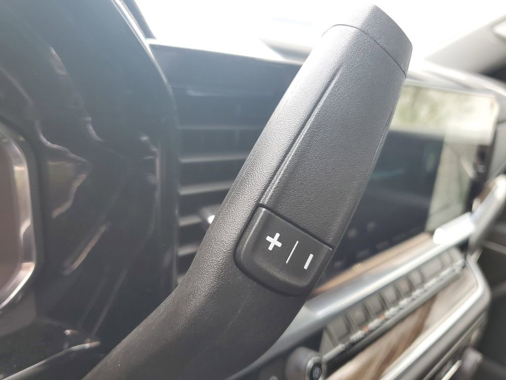 Used 2025 Chevrolet Silverado 1500 LT w/ Convenience Package II RWD image 26