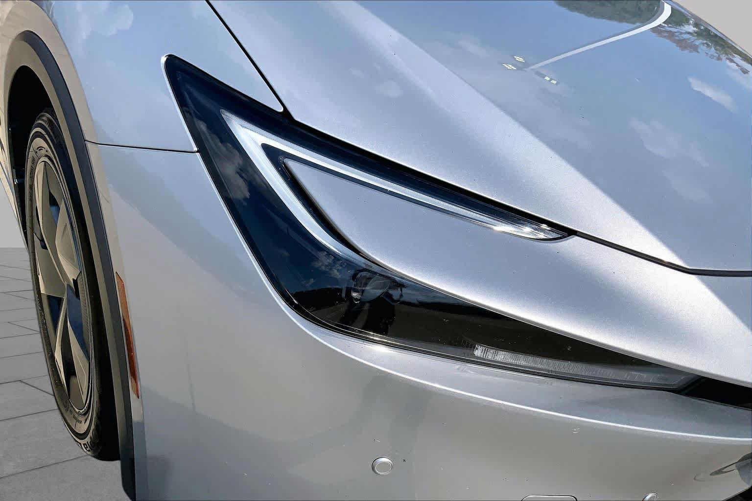 Used 2025 Toyota Prius LE FWD image 26