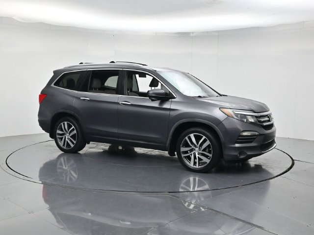 Used 2016 Honda Pilot Touring image 3