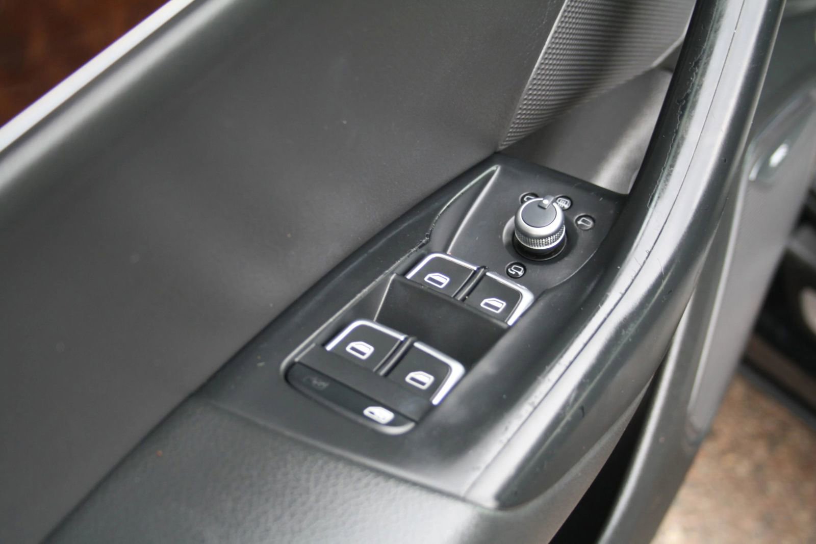 Used 2016 Audi Q3 2.0T Prestige w/ Prestige Package image 15