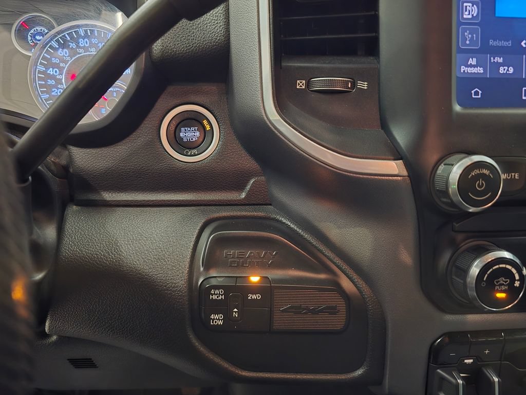 Certified 2022 RAM 2500 Big Horn AWD/4WD image 29