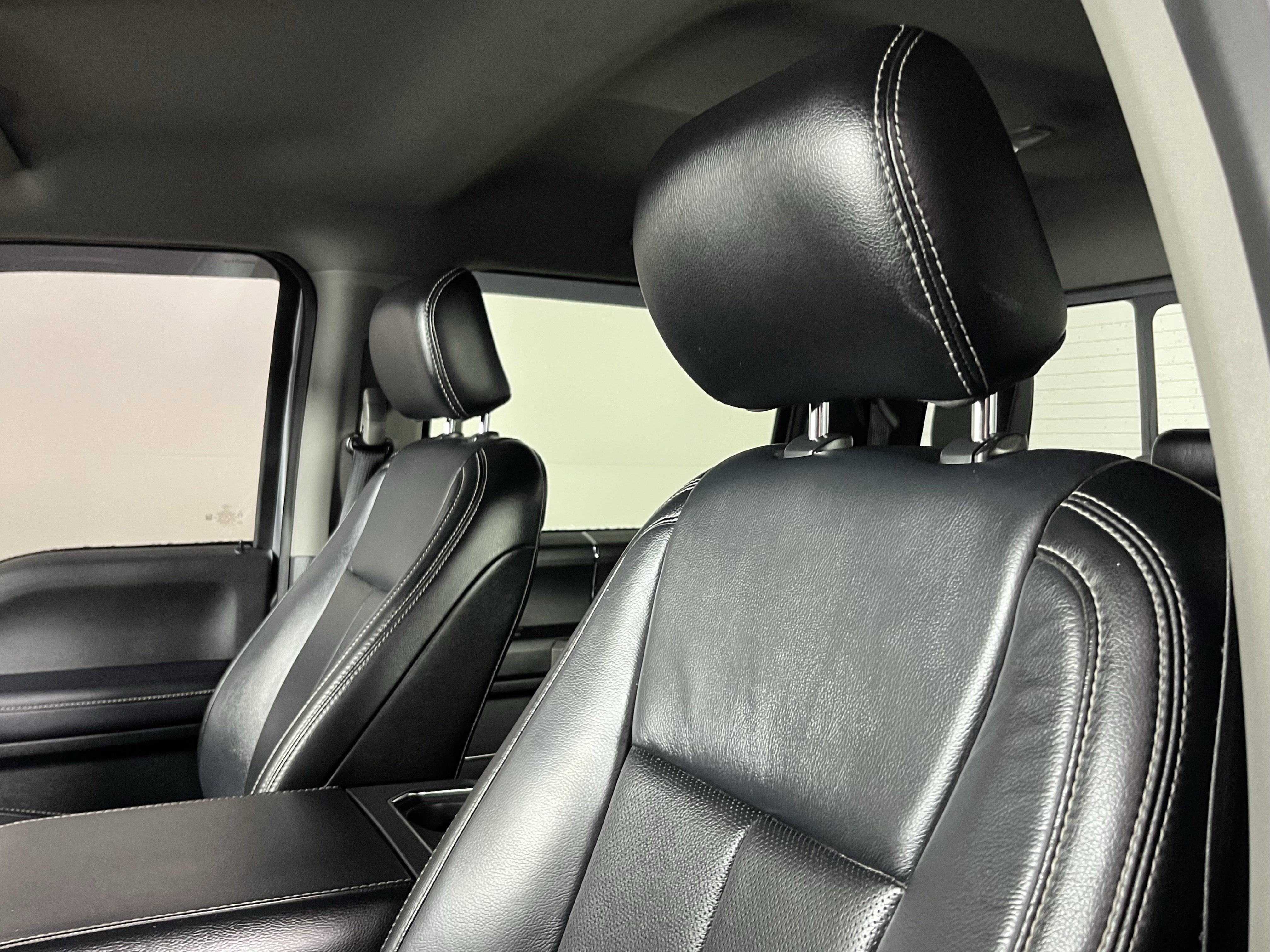 Used 2020 Ford F250 Lariat image 14