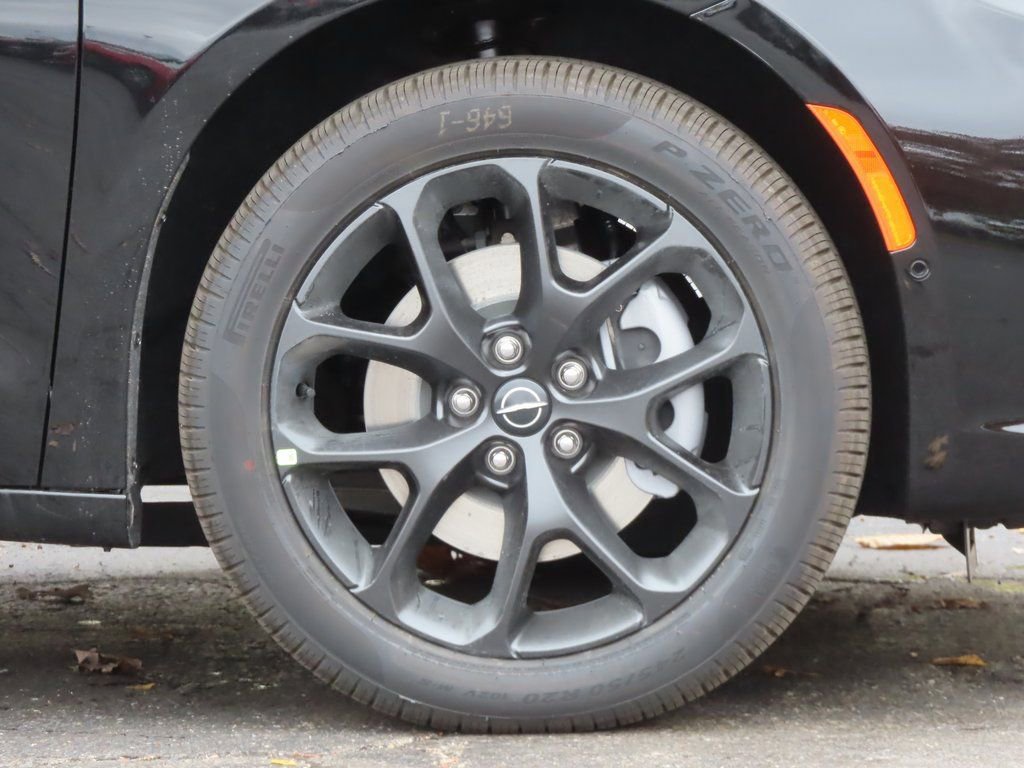 New 2026 Chrysler Pacifica Select w/ S Appearance Package AWD/4WD image 14