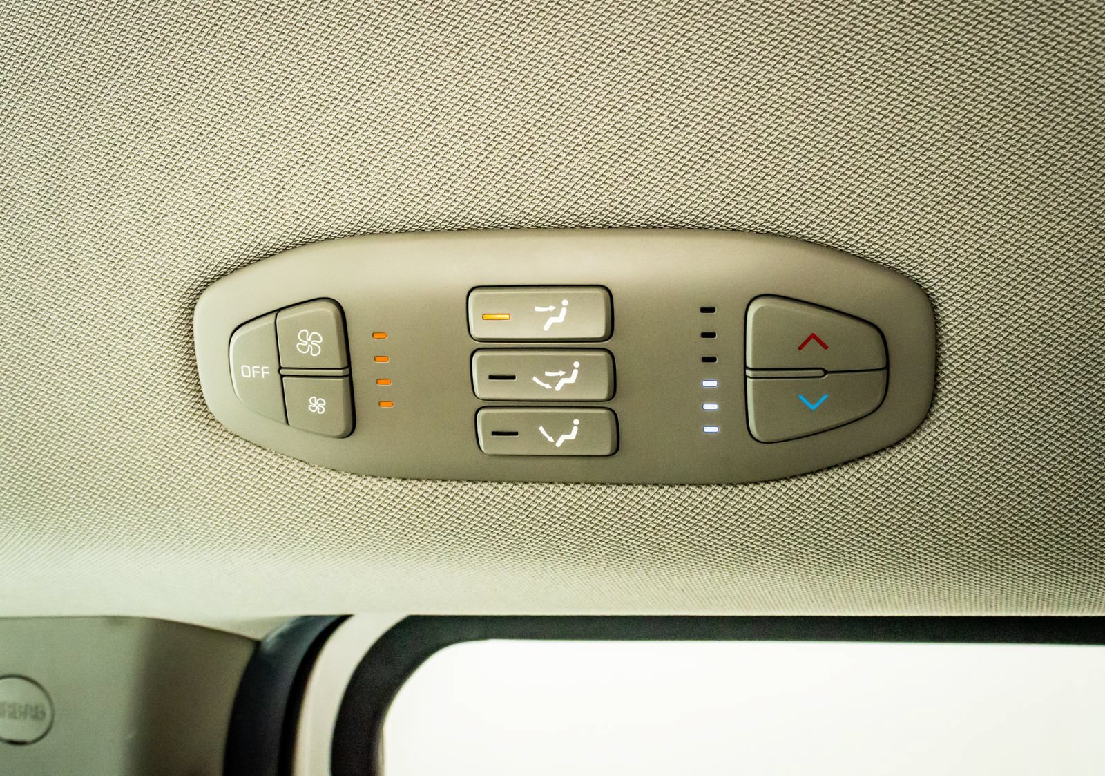 Used 2020 Kia Sedona LX FWD image 15