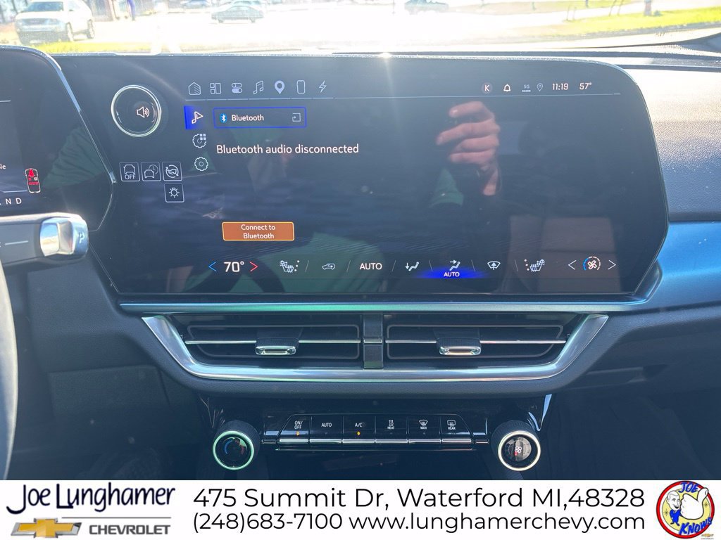 Used 2025 Chevrolet Equinox EV LT w/ Convenience Package AWD/4WD image 15