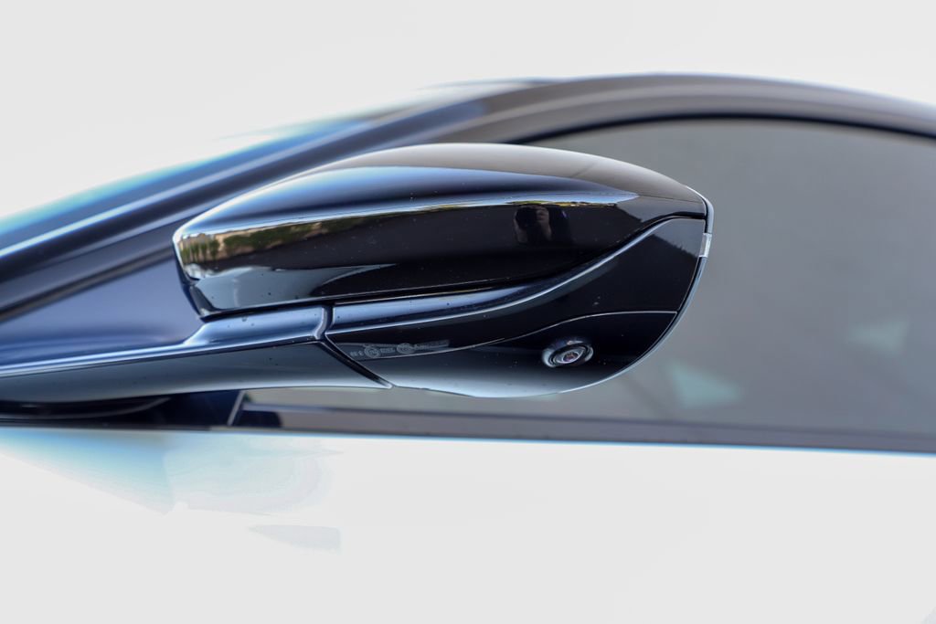 Used 2019 Aston Martin DBS Superleggera RWD image 43