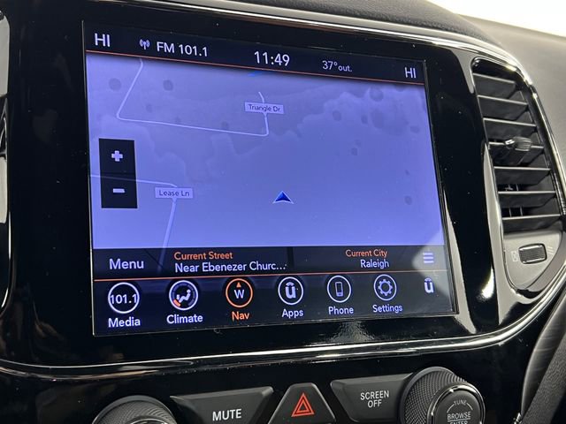 Used 2020 Jeep Grand Cherokee Laredo w/ 18" Wheel & 8.4" Radio Group image 8