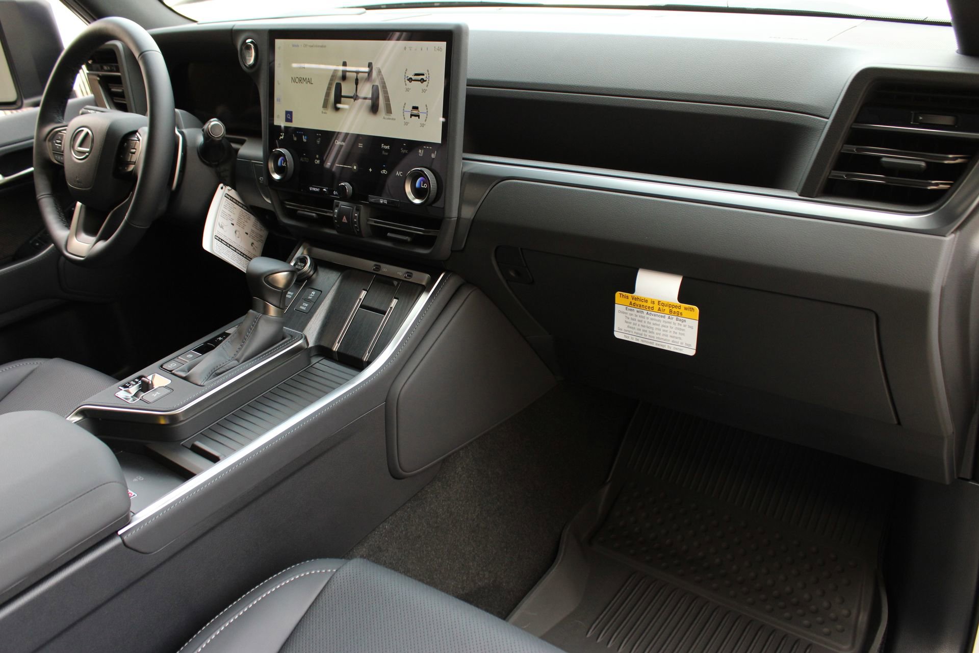 Used 2026 Lexus GX 550 w/ Cold Area Package AWD/4WD image 11
