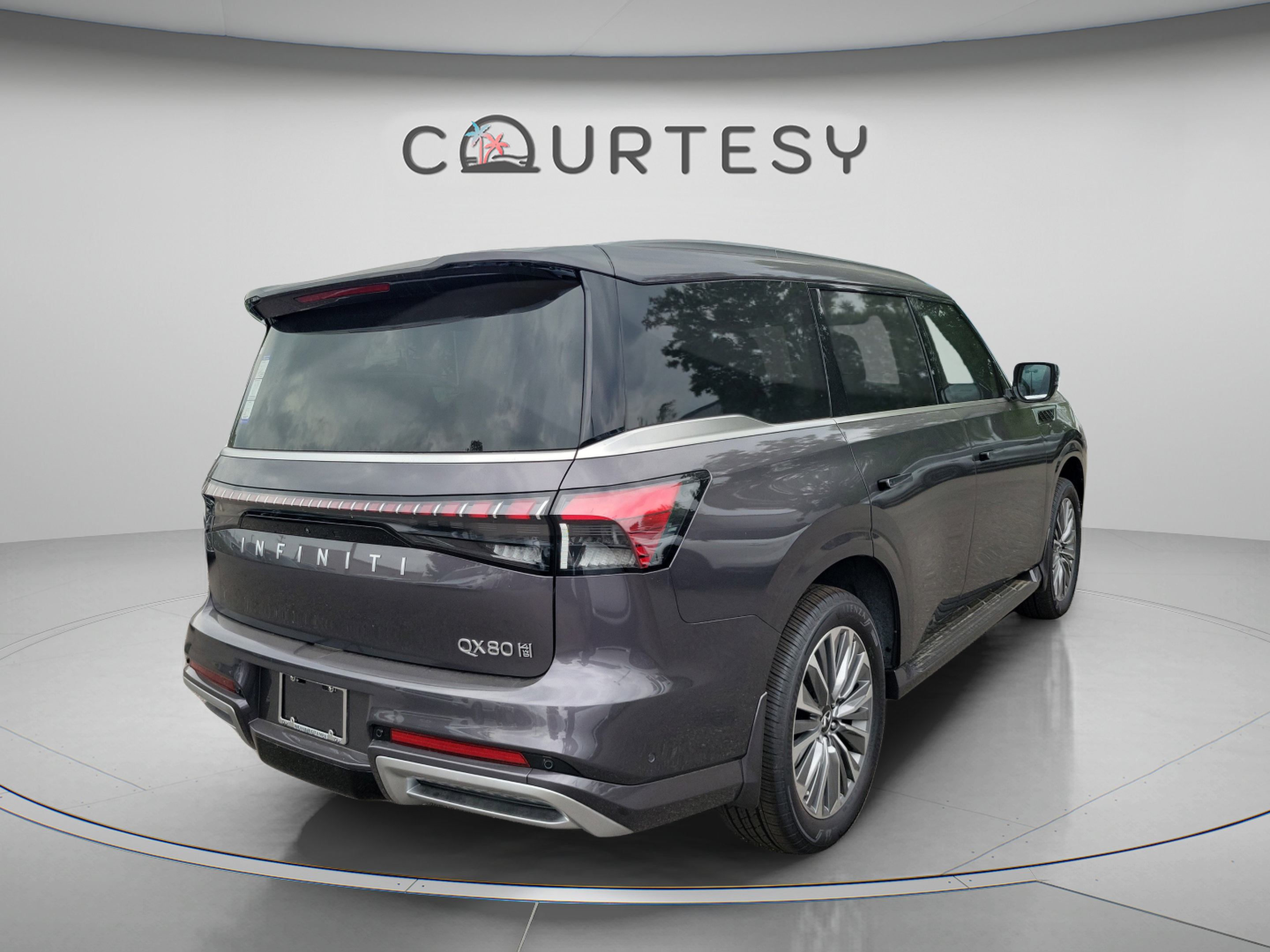 Certified 2026 INFINITI QX80 Luxe w/ Cargo Package AWD/4WD image 3
