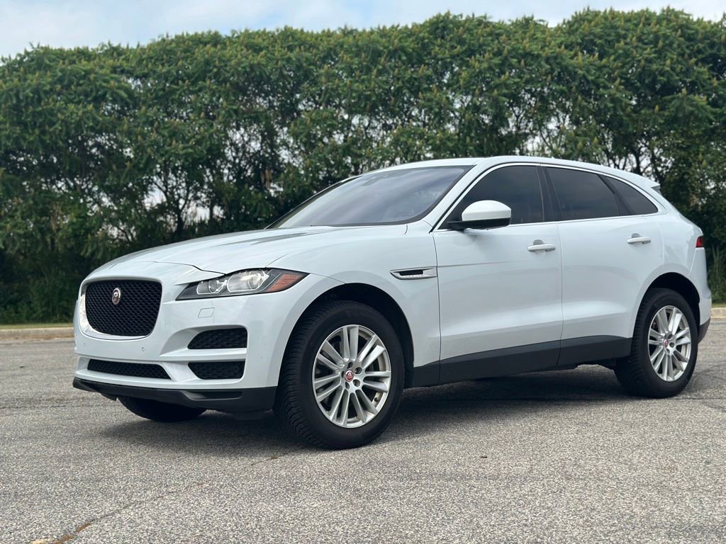 Used 2019 Jaguar F-PACE Prestige AWD/4WD image 3