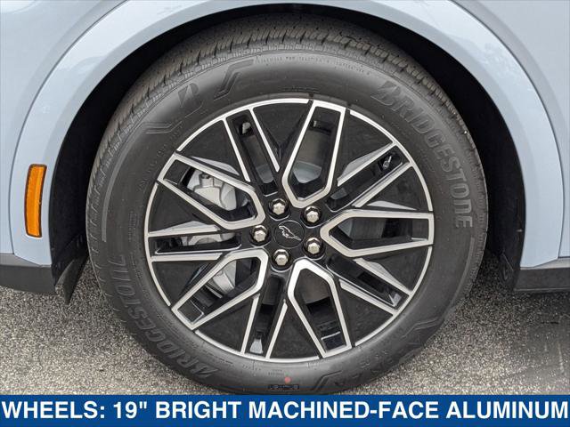 Certified 2025 Ford Mustang Mach-E Premium image 9