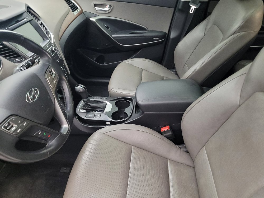 Used 2018 Hyundai Santa Fe Limited w/ Cargo Package FWD image 17