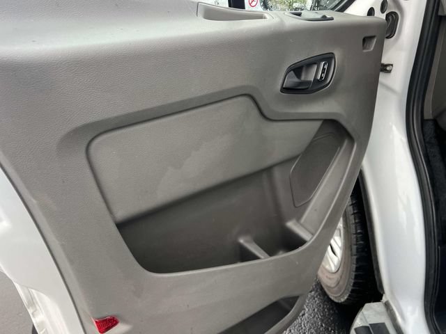 Certified 2025 Ford Transit 250 Low Roof w/ Exterior Upgrade Package RWD image 14