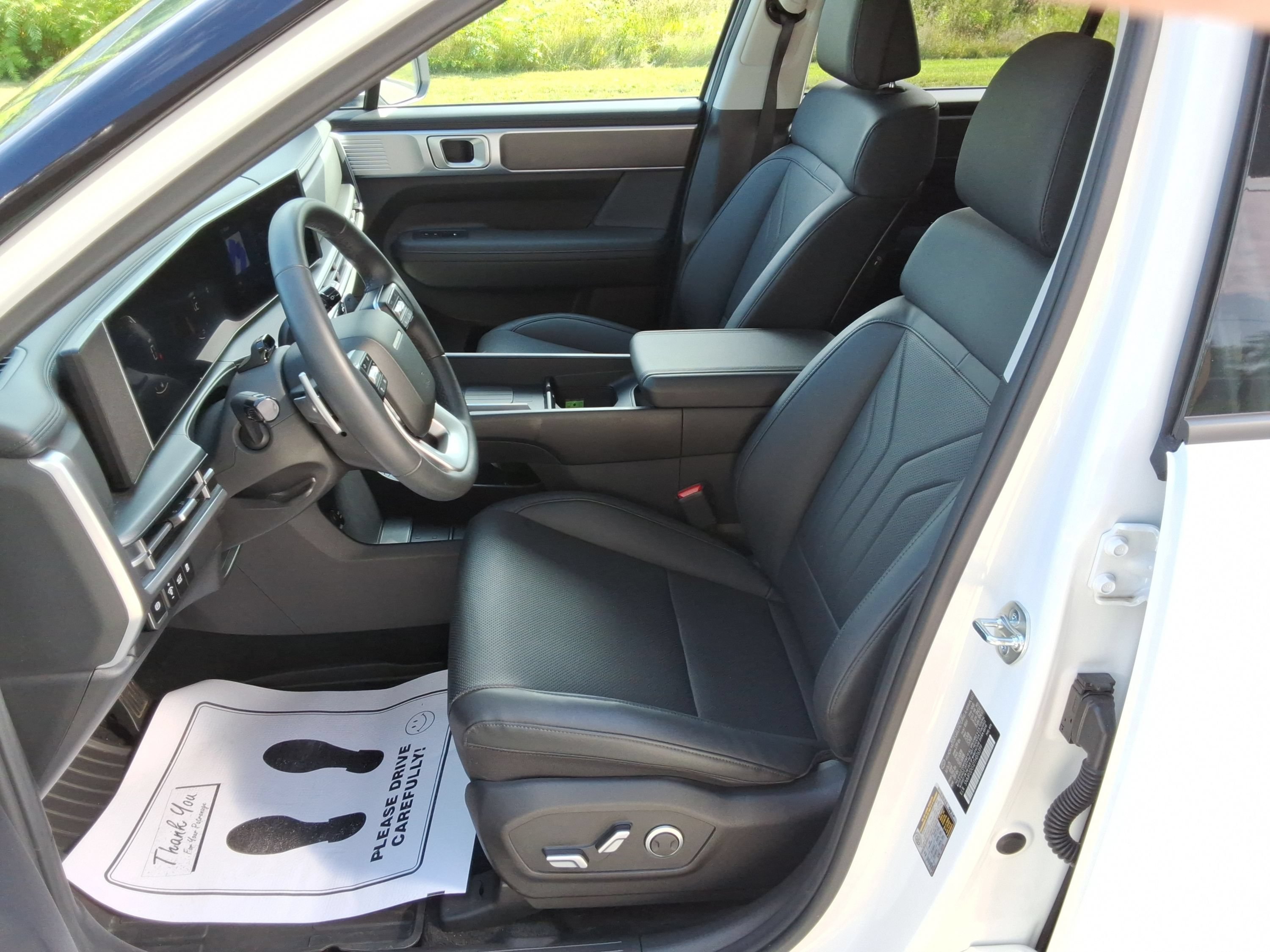 Used 2026 Hyundai Santa Fe SEL AWD/4WD image 28