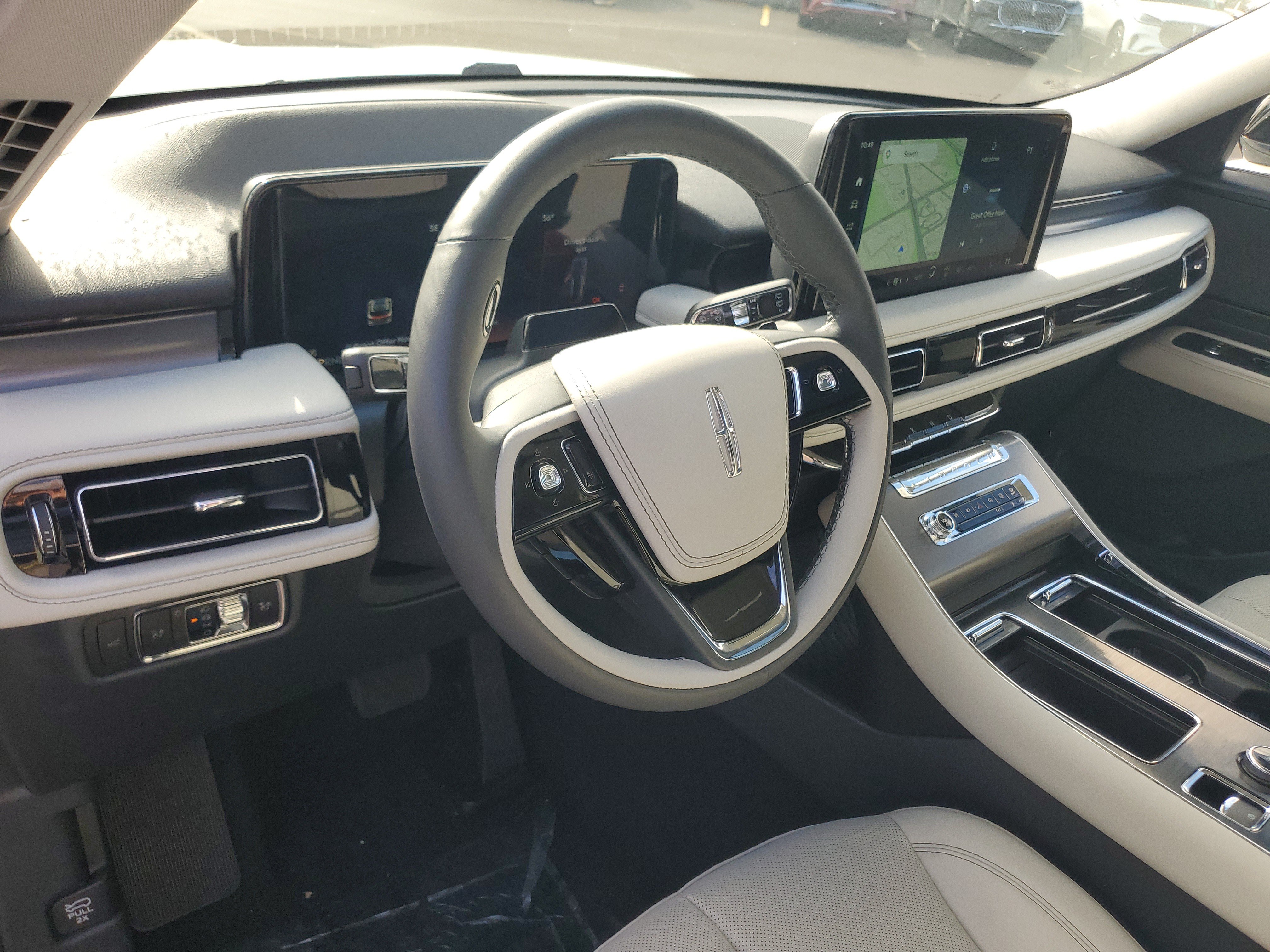 New 2026 Lincoln Aviator AWD image 12