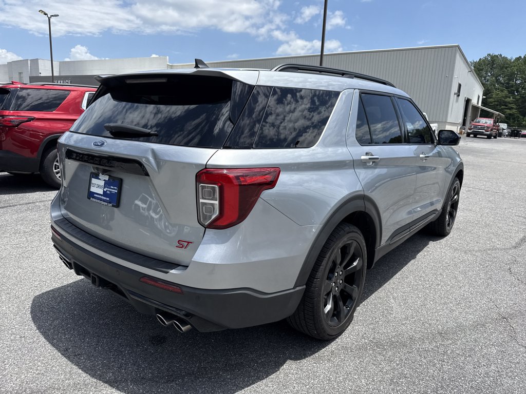 Used 2022 Ford Explorer ST w/ ST Street Pack RWD image 7