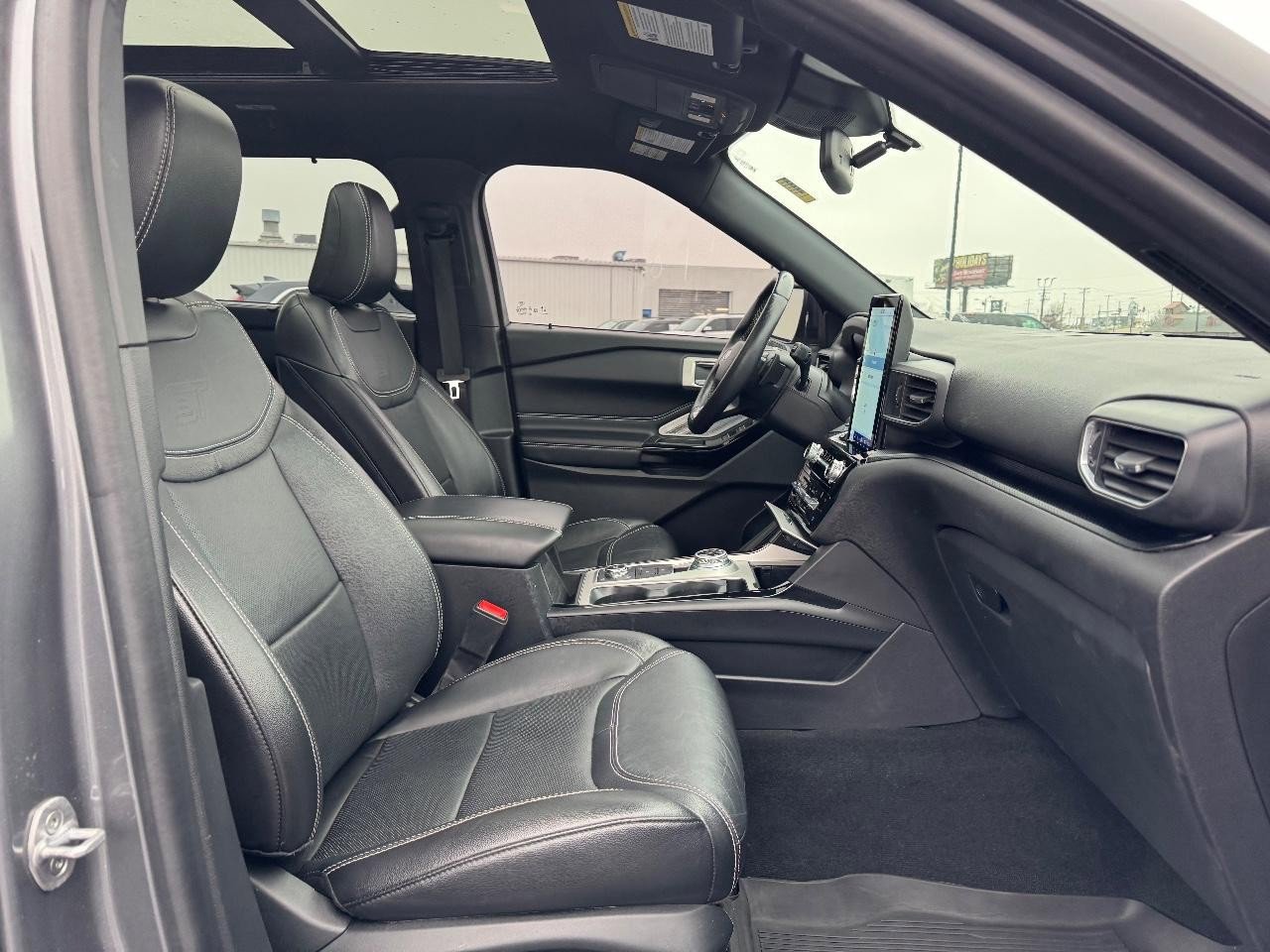 Used 2021 Ford Explorer ST w/ Equipment Group 401A image 18