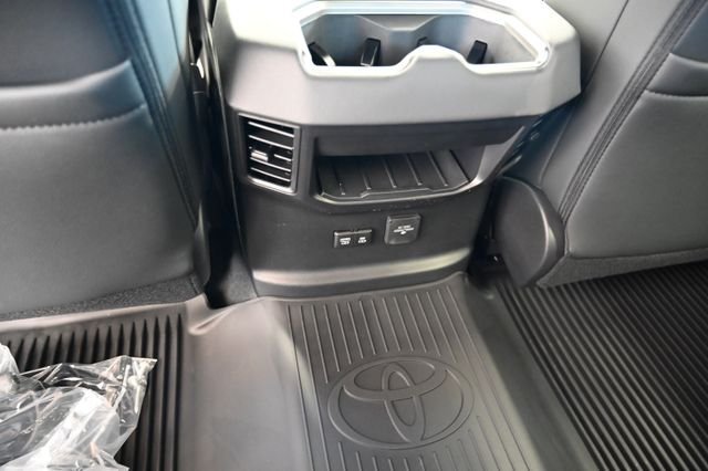 New 2026 Toyota Tundra Limited w/ Nightshade Package AWD/4WD image 28