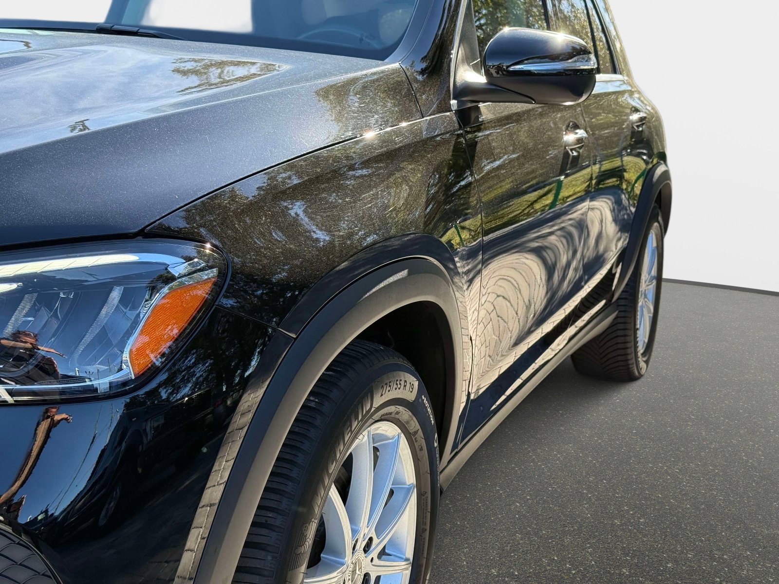 Used 2024 Mercedes-Benz GLE 350 4MATIC image 11