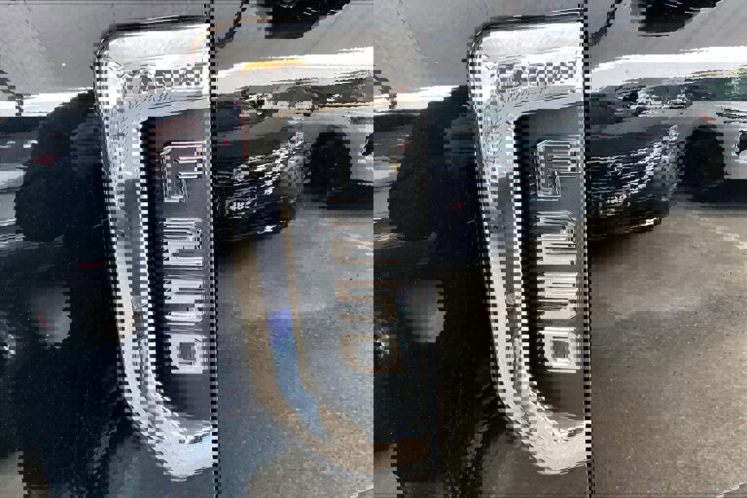 Used 2017 Ford F250 Lariat w/ Lariat Value Package image 10