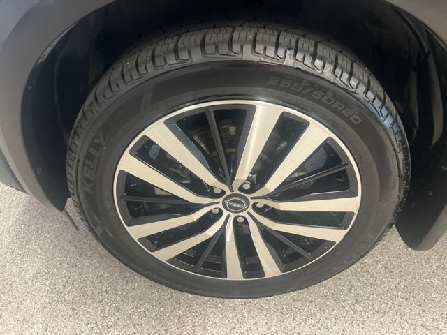 Used 2023 Nissan Pathfinder Platinum AWD/4WD image 12