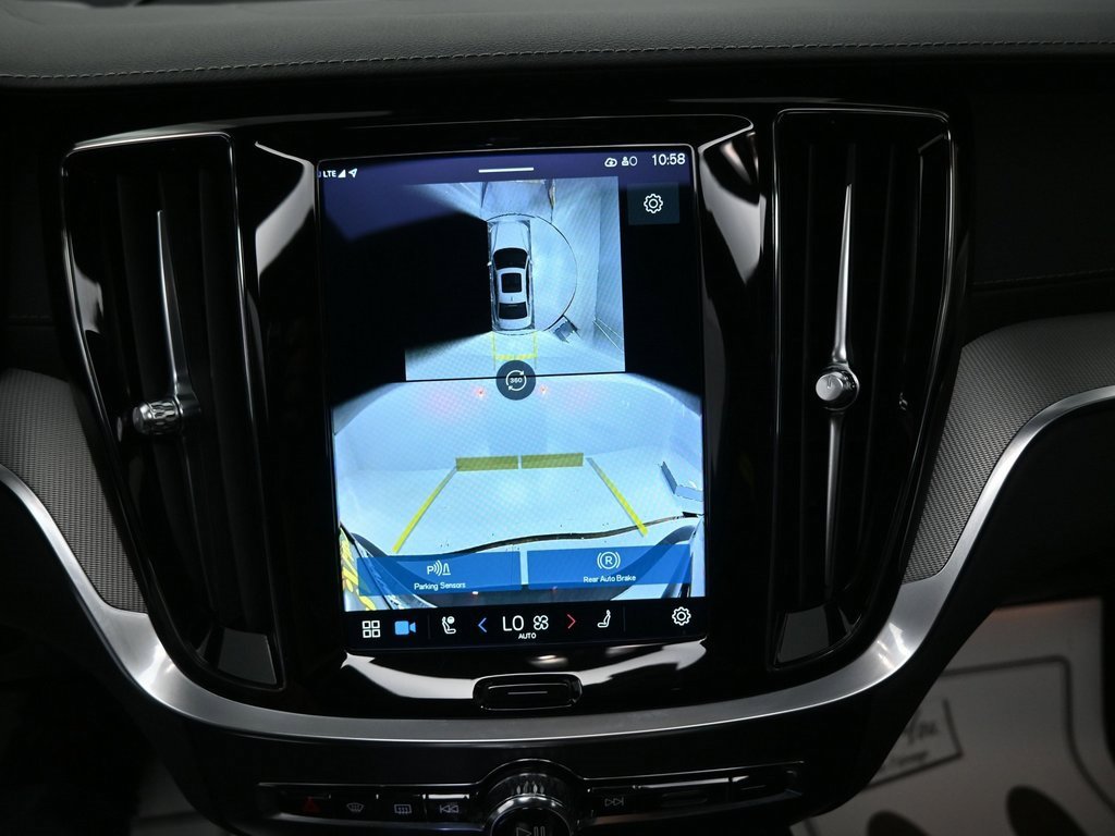 Used 2024 Volvo S60 T8 Ultimate w/ Climate Package image 17