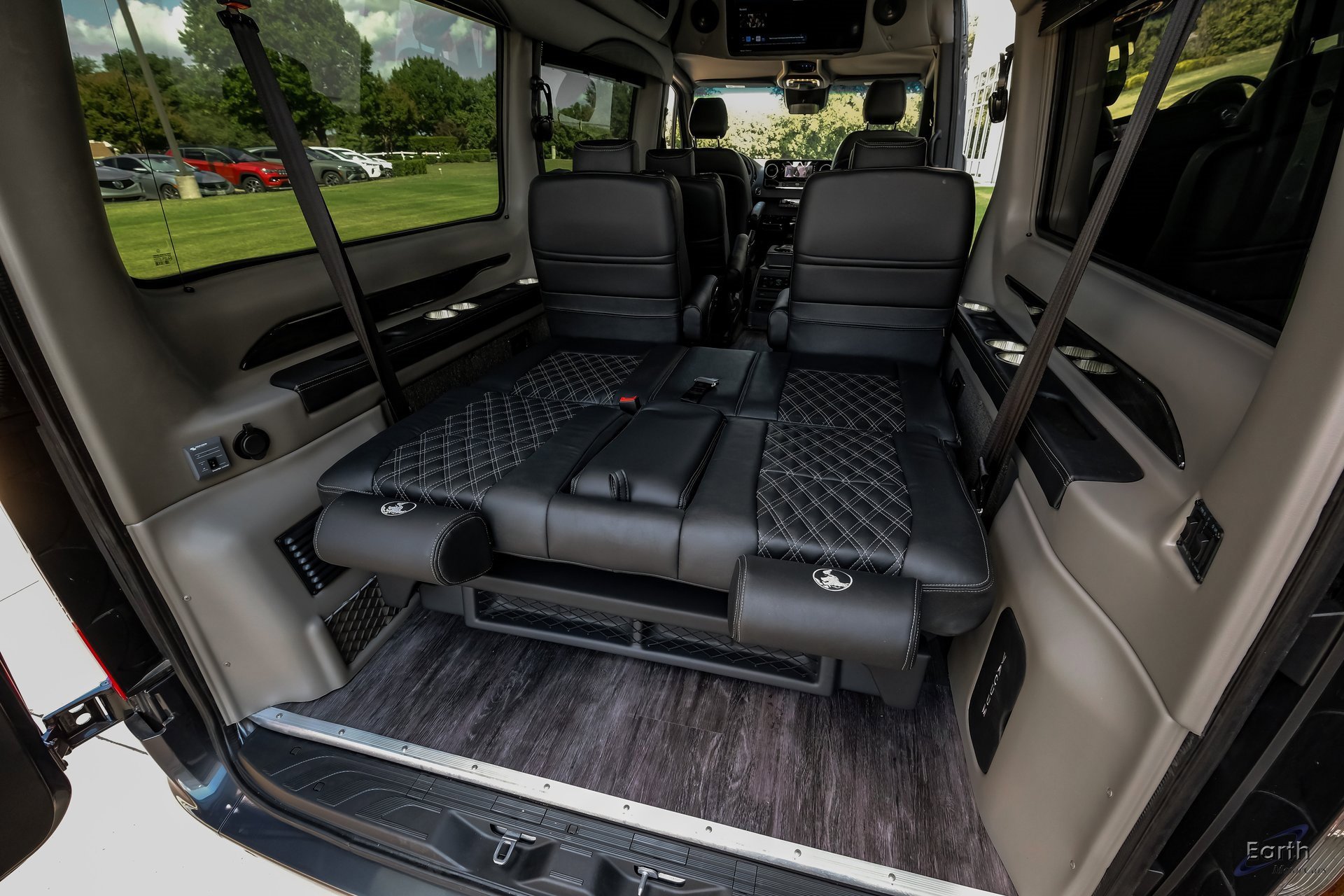 Used 2023 Mercedes-Benz Sprinter 2500 image 98