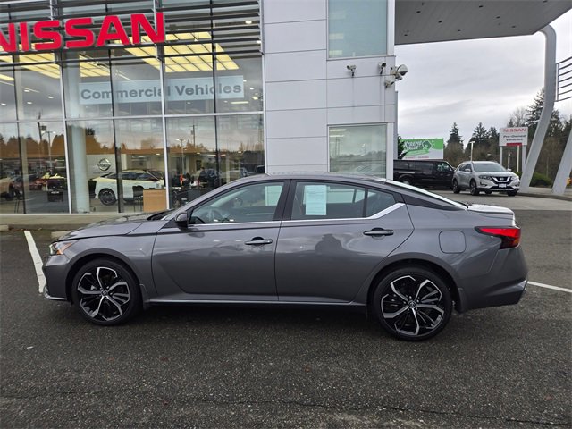 Used 2025 Nissan Altima 2.5 SR image 11