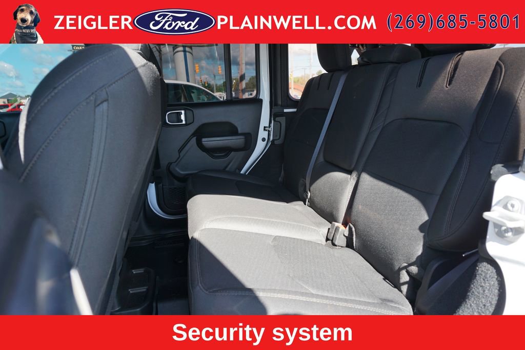 Used 2023 Jeep Wrangler Unlimited AWD/4WD image 11