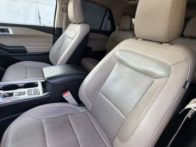 Used 2020 Ford Explorer Limited RWD image 23
