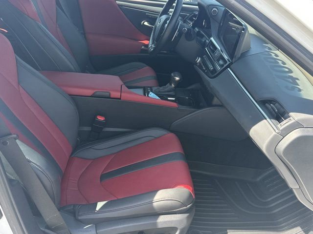 Used 2024 Lexus ES 300h F Sport w/ Accessory Package (Z2) image 17