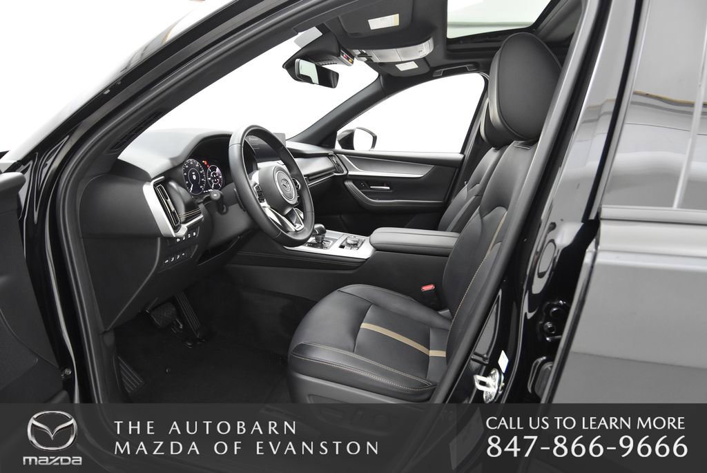 Used 2025 MAZDA CX-70 Plug-In Hybrid w/ Premium Plus image 19