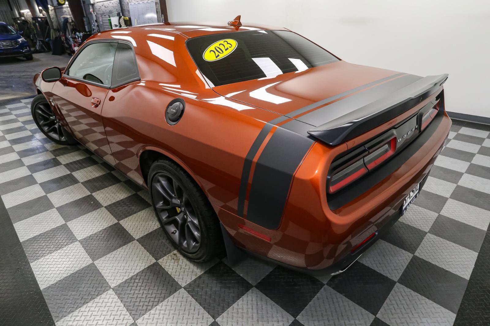 Used 2023 Dodge Challenger R/T Scat Pack w/ Scat Pack Stripe image 10