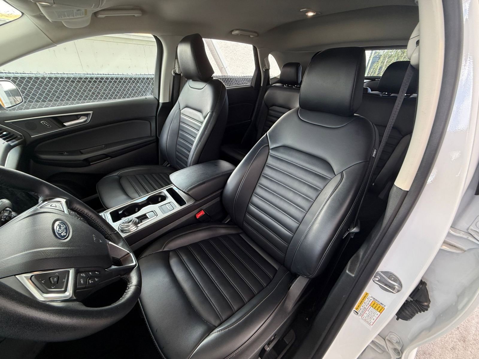 Used 2024 Ford Edge SEL image 36