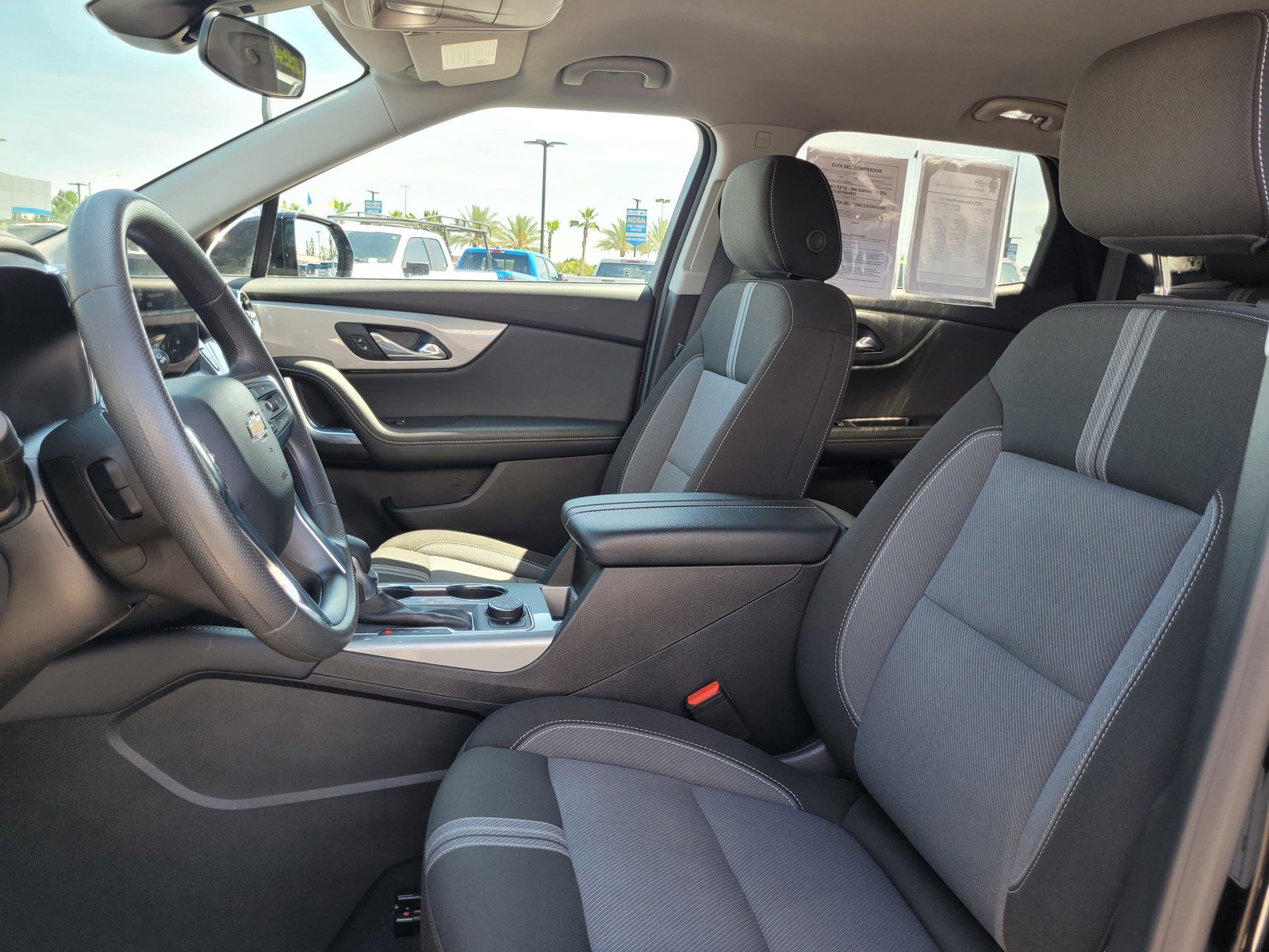 Used 2025 Chevrolet Blazer LT AWD/4WD image 10