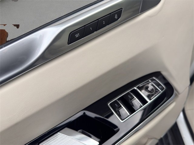 Used 2025 Cadillac Escalade Sport Platinum w/ LPO, ONYX Package image 12