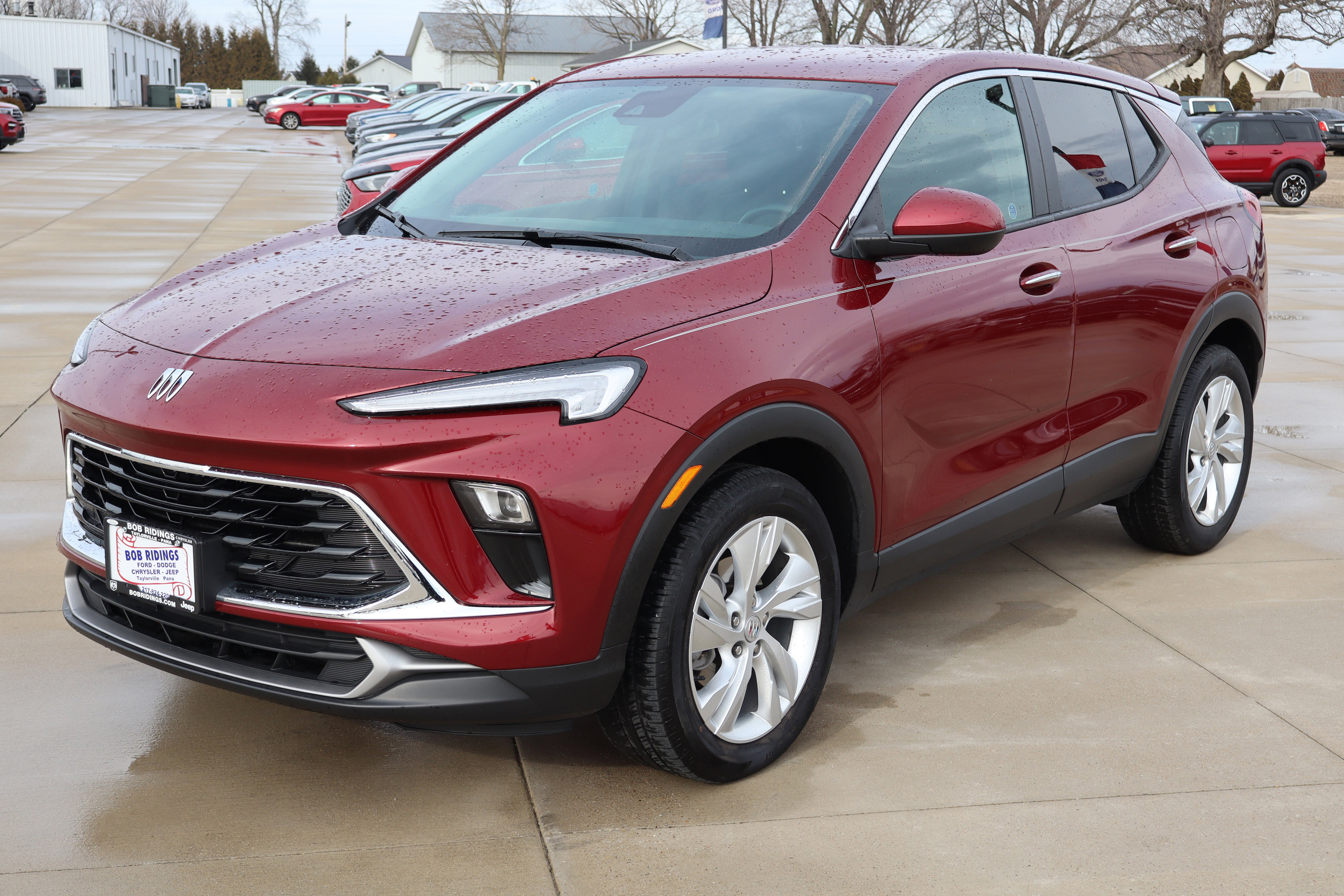 Used 2024 Buick Encore GX Preferred image 2