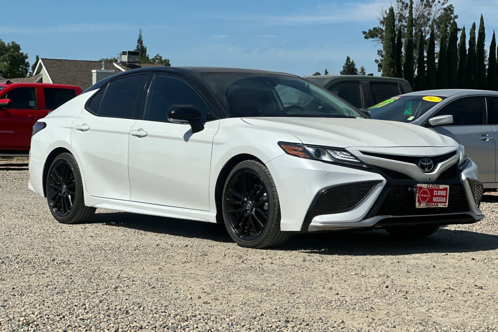 Used 2022 Toyota Camry XSE w/ Navigation Package FWD image 10