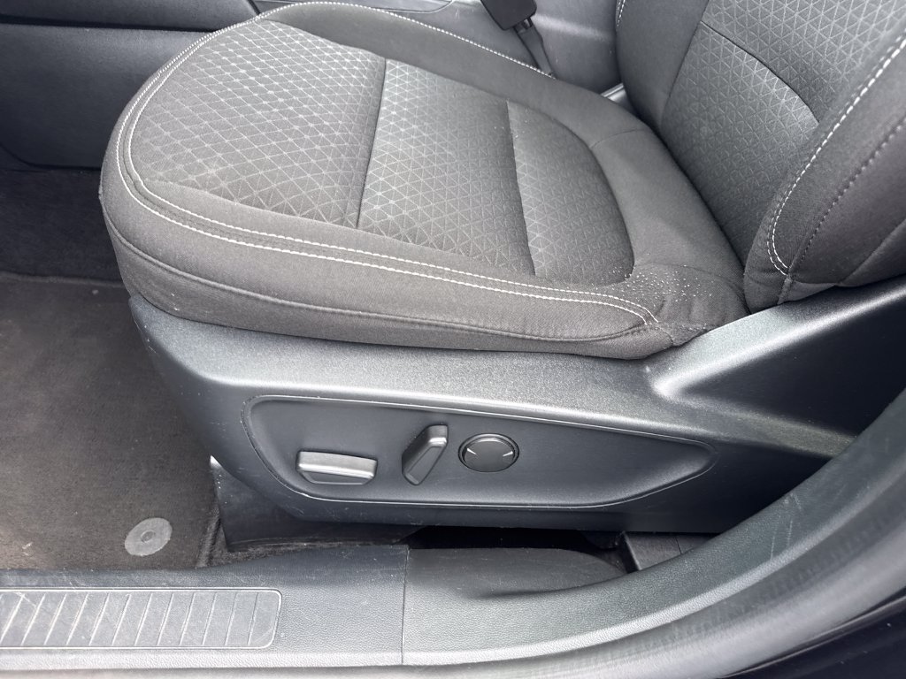 Used 2024 Ford Escape Active AWD/4WD image 20