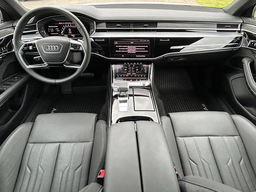 Used 2025 Audi A8 L 3.0T AWD/4WD image 10
