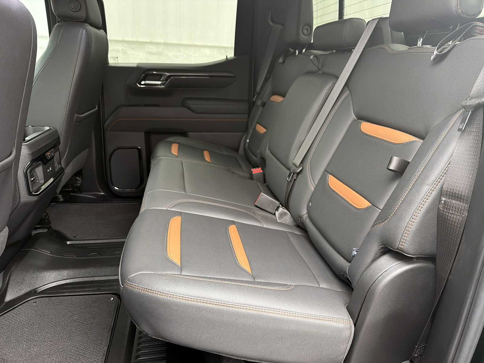 Used 2023 GMC Sierra 1500 AT4 w/ AT4 Premium Package AWD/4WD image 28