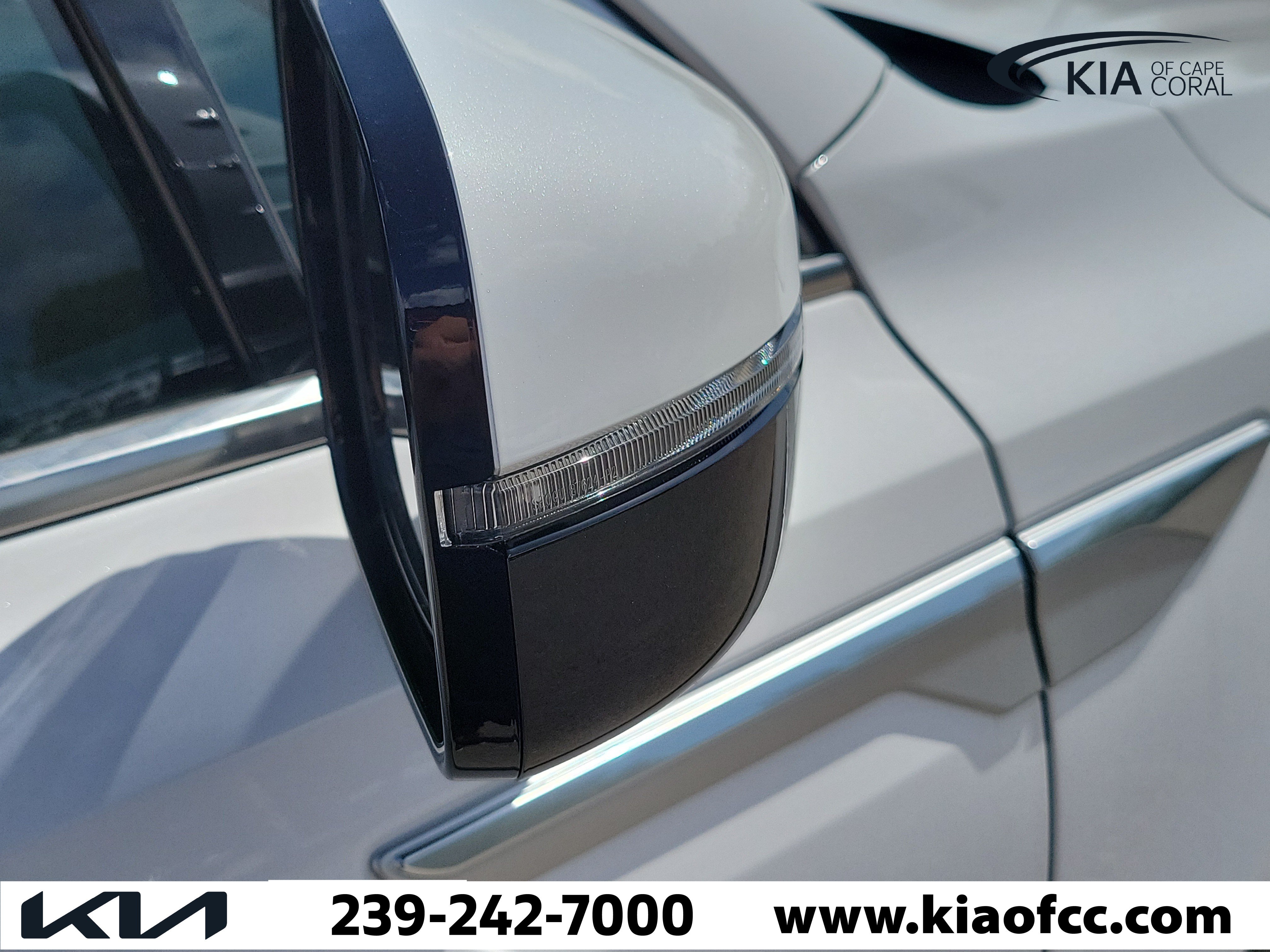 New 2026 Kia Sorento S FWD image 8