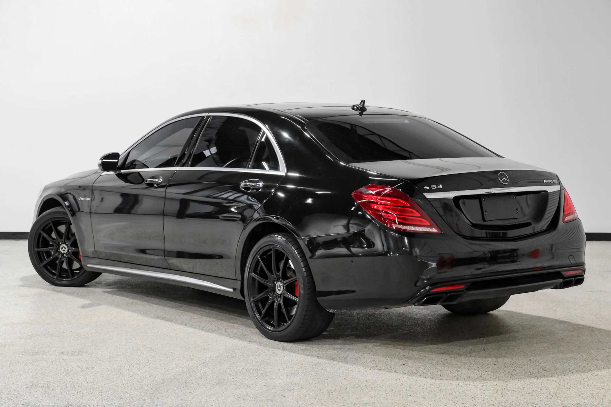 Used 2015 Mercedes-Benz S 63 AMG 4MATIC Sedan image 8