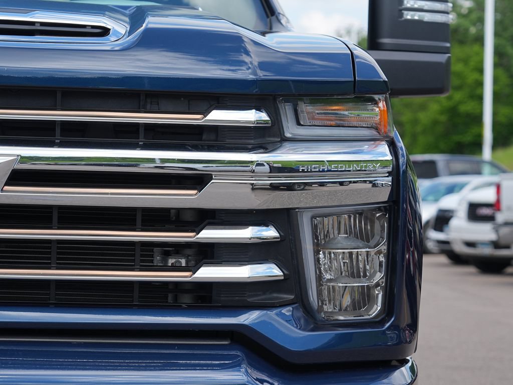 Used 2023 Chevrolet Silverado 3500 High Country w/ Z71 Off-Road Package AWD/4WD image 9
