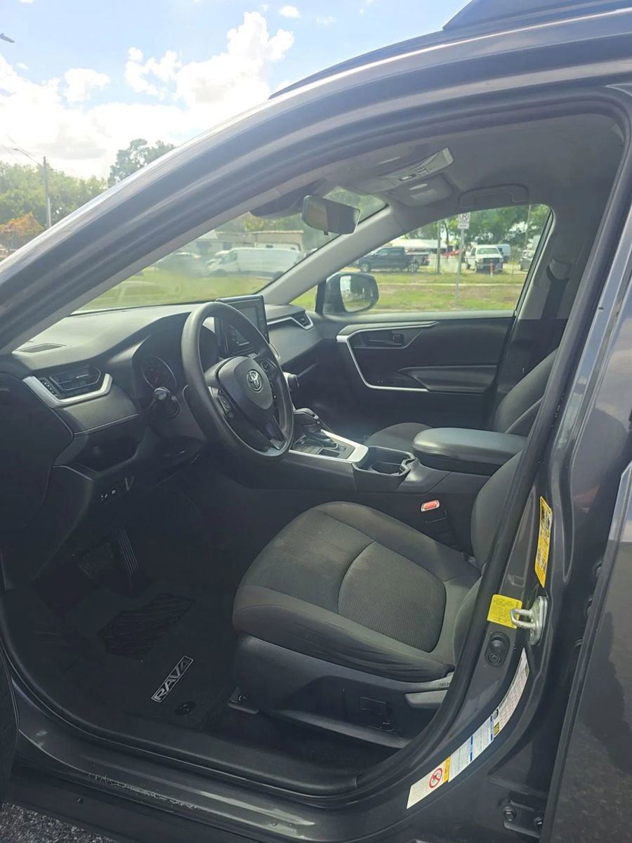 Used 2019 Toyota RAV4 LE w/ All Weather Liner Package AWD/4WD image 13