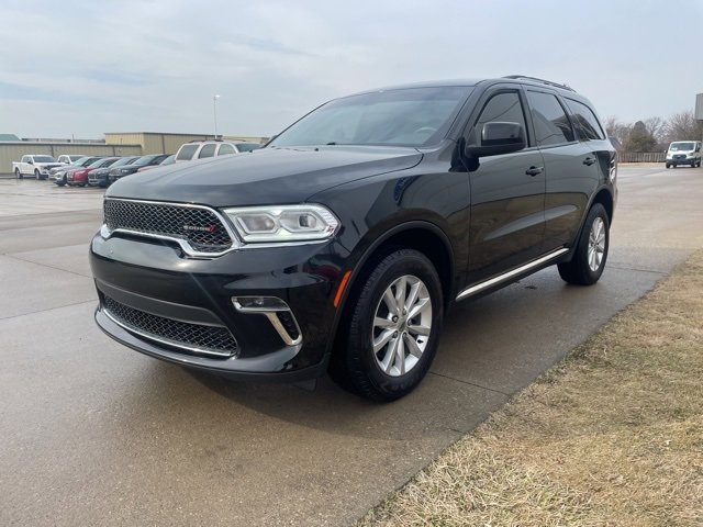 Used 2022 Dodge Durango SXT image 3