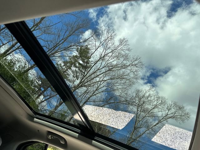 Used 2023 Cadillac XT4 Premium Luxury image 22