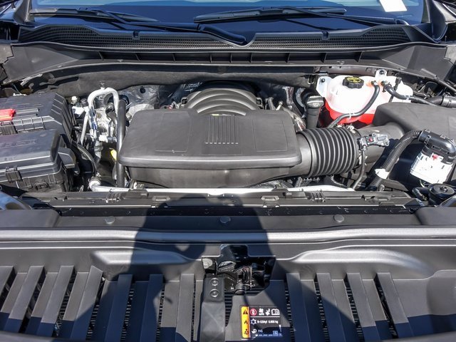 New 2026 Chevrolet Silverado 1500 ZR2 image 13