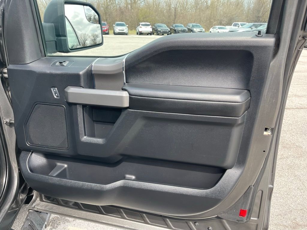 Used 2017 Ford F150 XLT w/ Equipment Group 302A Luxury AWD/4WD image 24