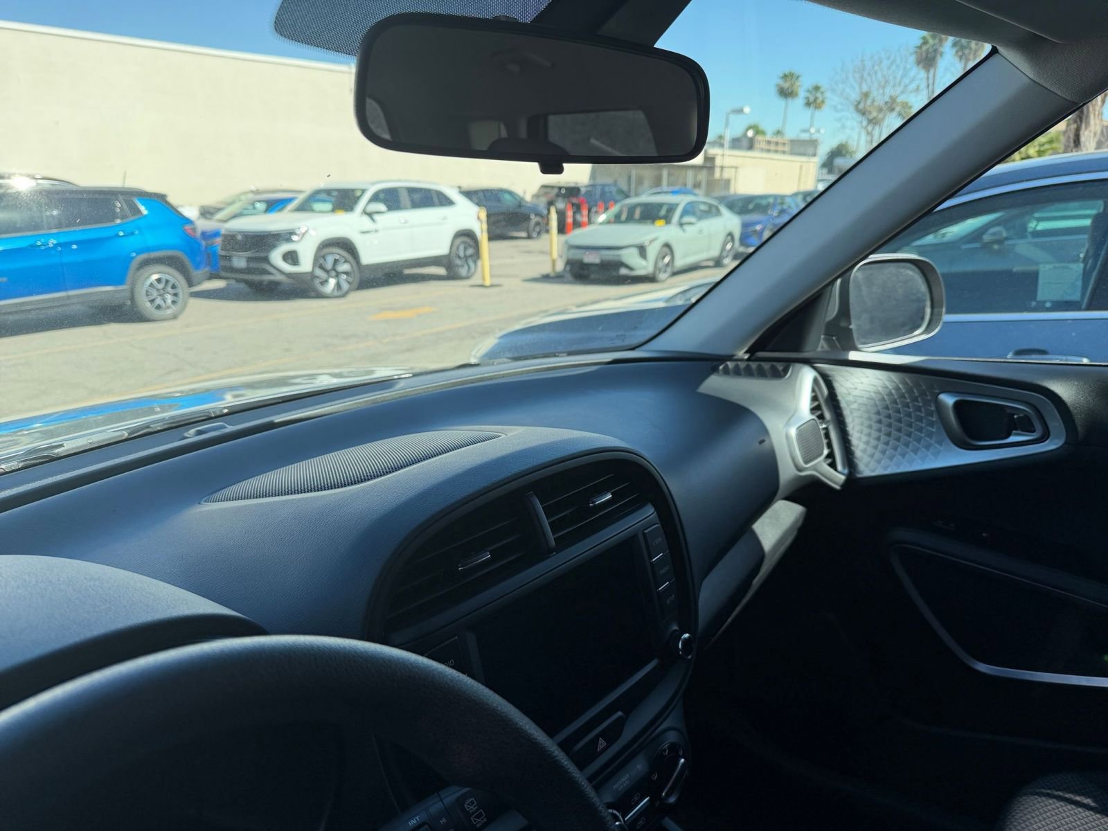 Used 2025 Kia Soul LX w/ LX Technology Package image 33